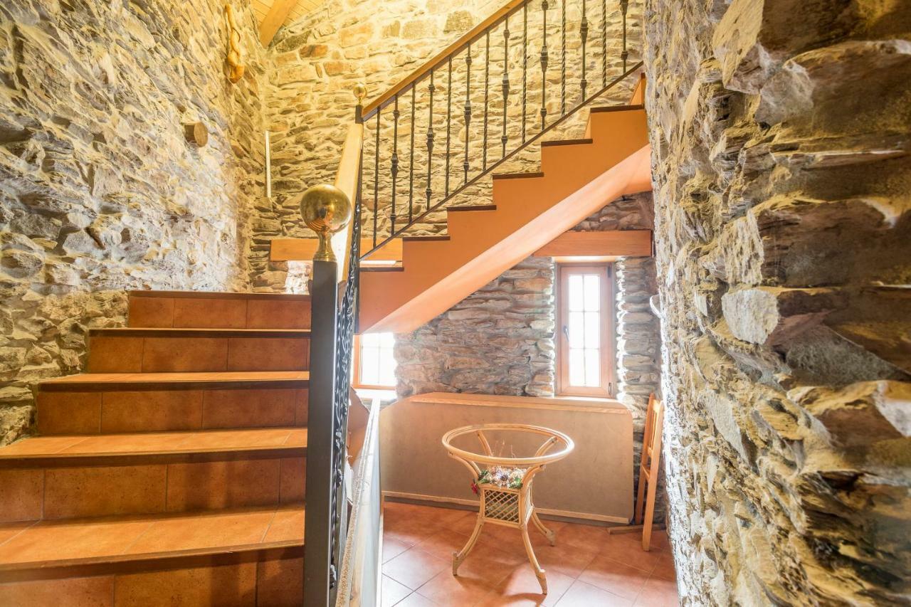 Casa Rural La Fuente Tejedo del Sil Eksteriør billede