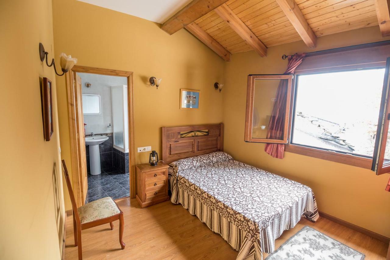 Casa Rural La Fuente Tejedo del Sil Værelse billede